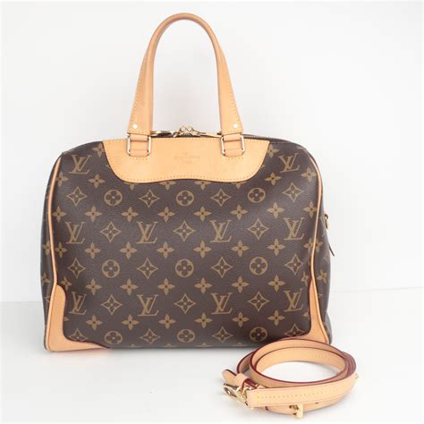 what louis vuitton bags are discontinued|louis vuitton retiro bag.